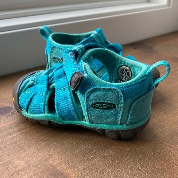 Keen Toddler Kids Sandals Size 4 - Picture 2 of 5